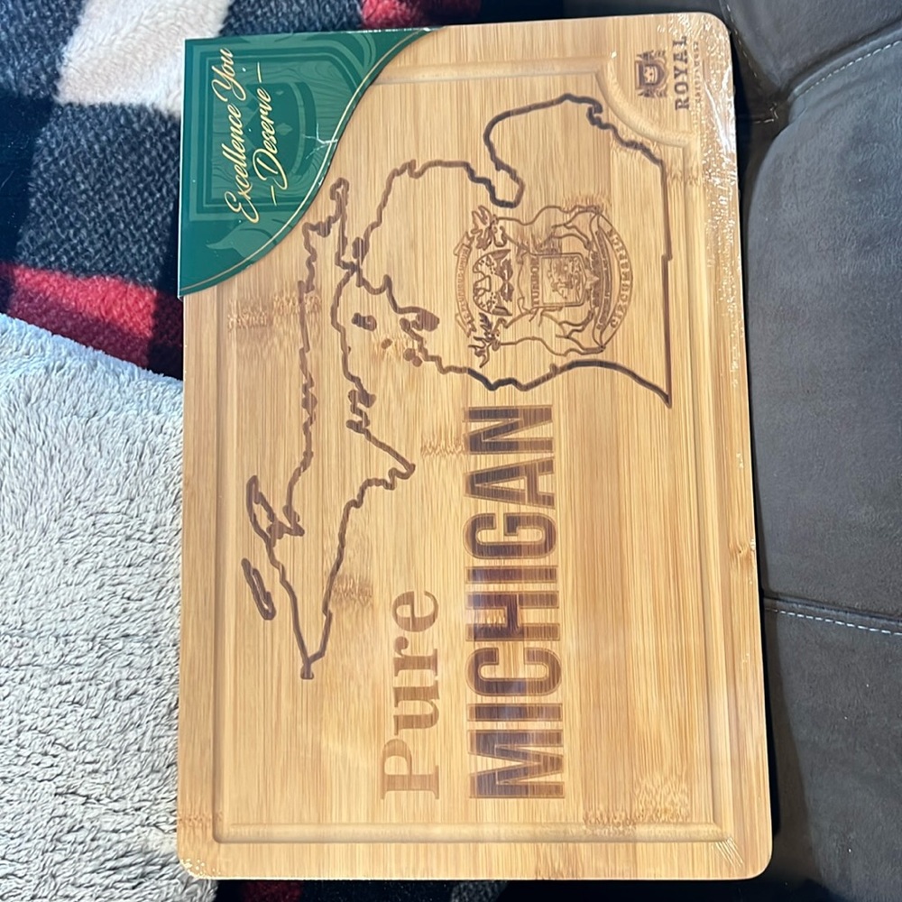 Bamboo cutting board